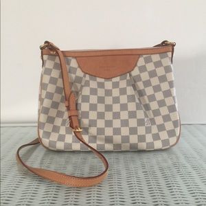Louis Vuitton Siracusa PM